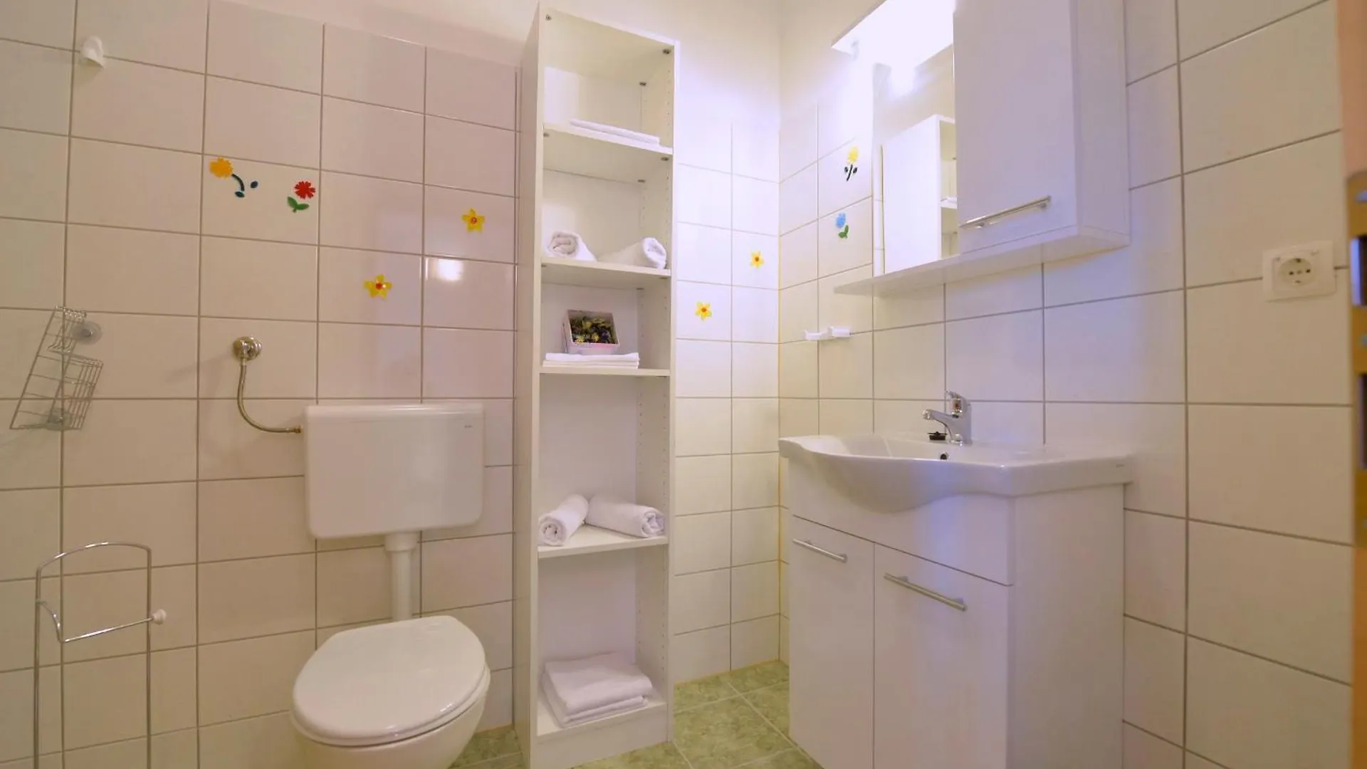 Apartment Daria With Private Pool Labin